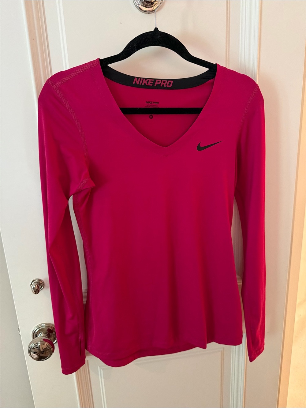 Nike Pro Women's Long-Sleeve V-Neck Top - Pink size Medium